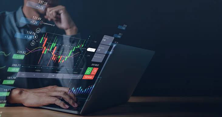 Options Trading Simplified: How Smart Investors Use Options to Multiply Returns and Manage Risk